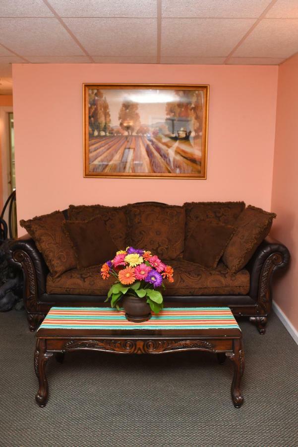 Chestnut Grove Family Resort Mount Pocono Eksteriør bilde