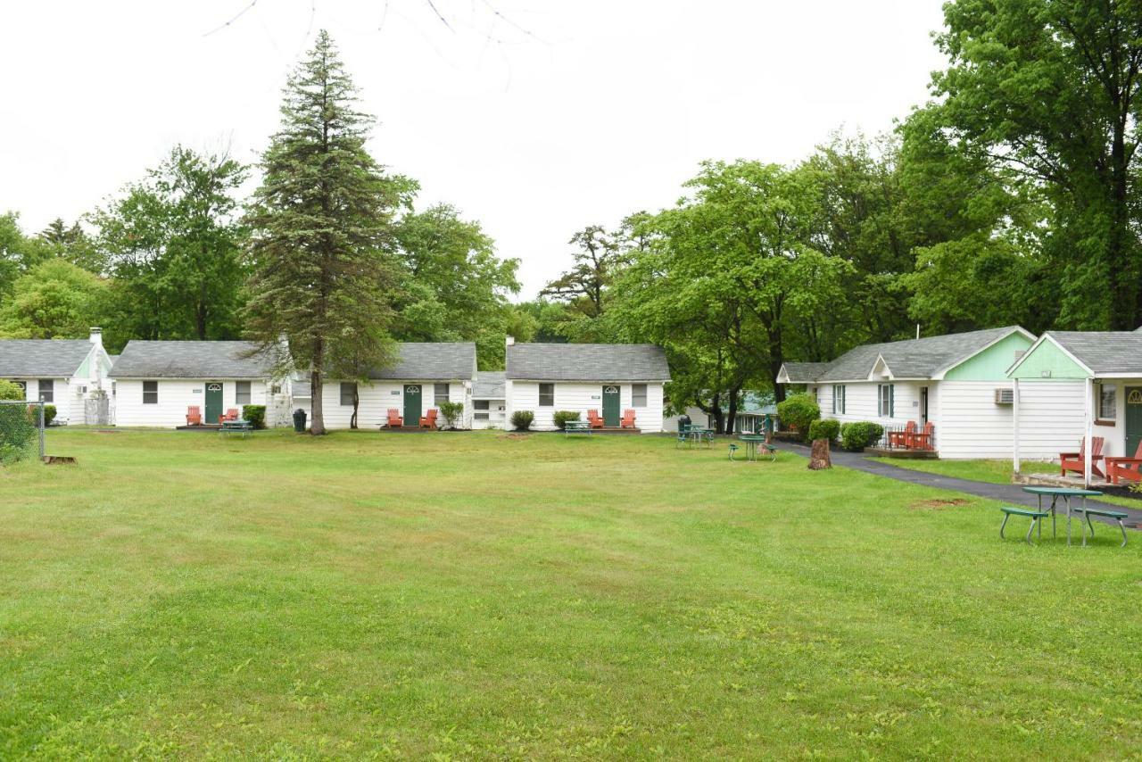 Chestnut Grove Family Resort Mount Pocono Eksteriør bilde